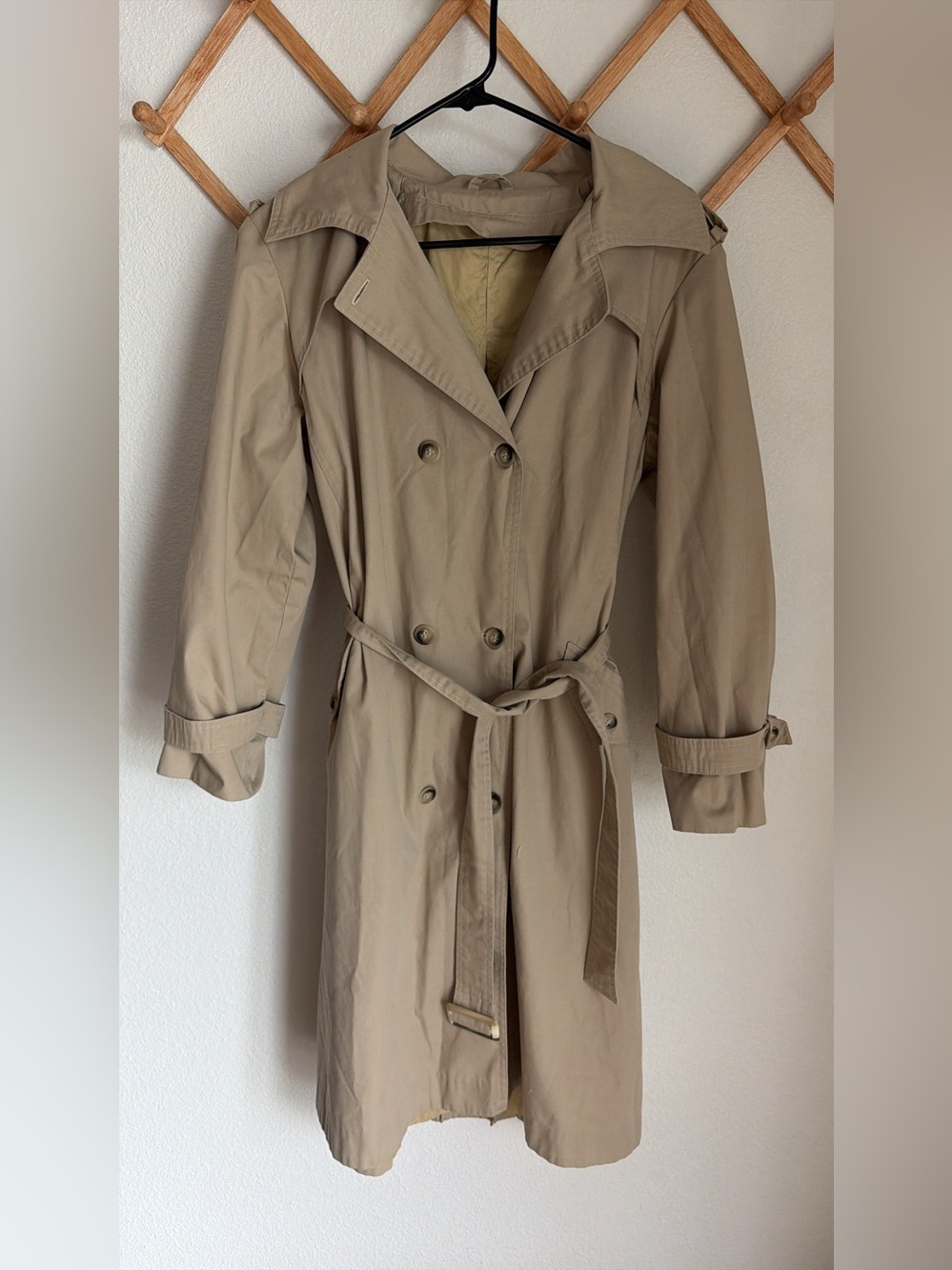 Vintage Altra Khaki Double-Breasted Trench Coat with Belt - Size 3